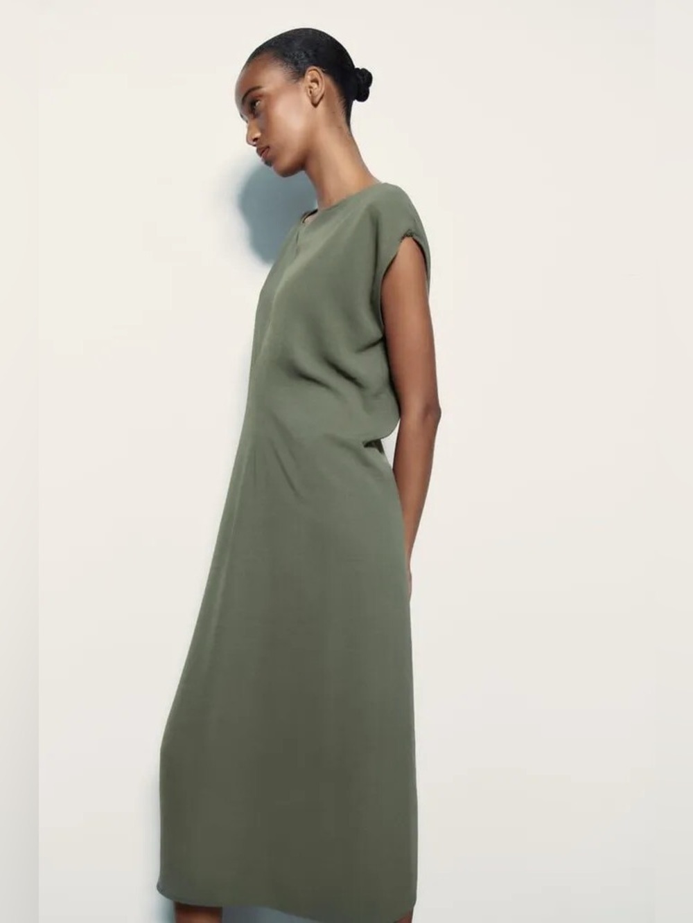 Zara Olive Green Minimalist Sleeveless Midi Dress
